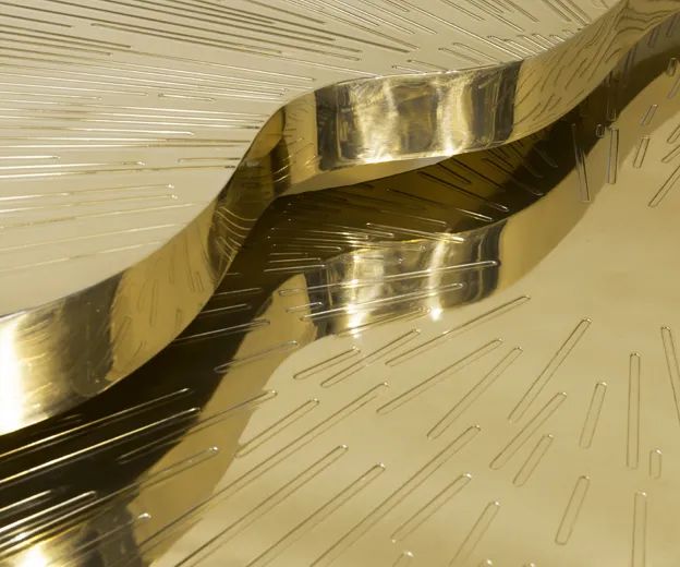 Журнальный столик Myth от KOKET, дизайн Boca do Lobo