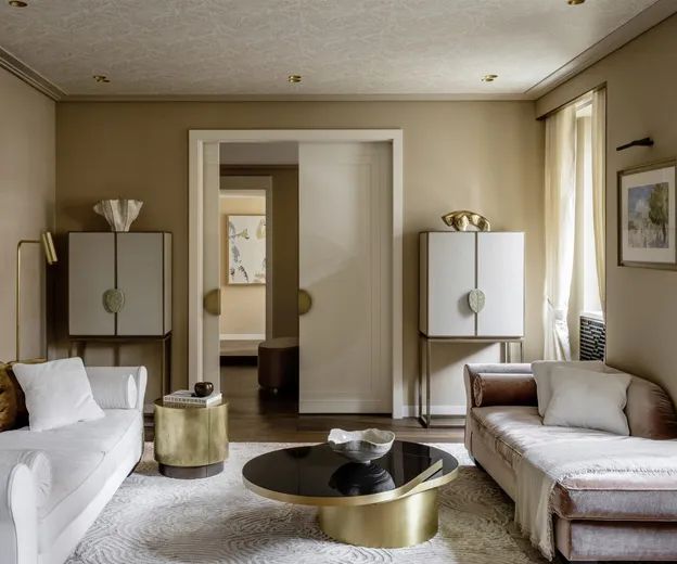 Журнальный столик Tears Polished Brass от KOKET, дизайн Boca do Lobo