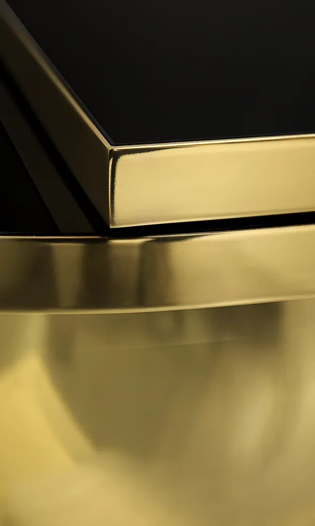 Журнальный столик Tears Polished Brass от KOKET, дизайн Boca do Lobo